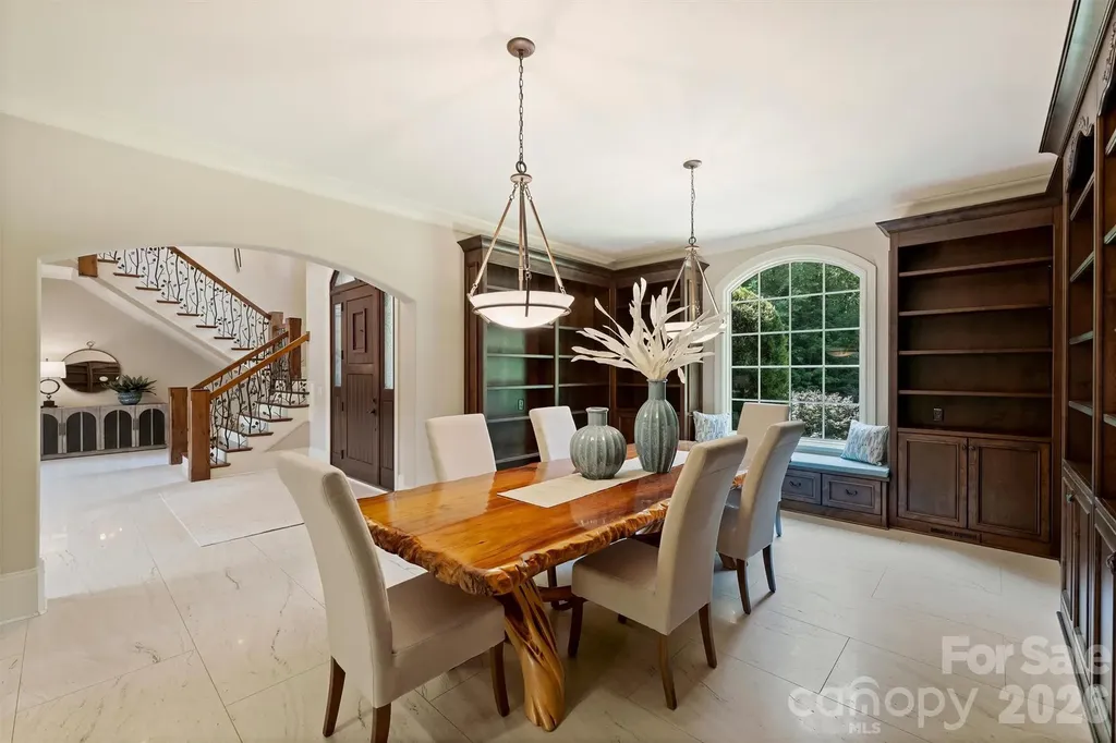 4901 Carmel Park Drive Charlotte NC 28226