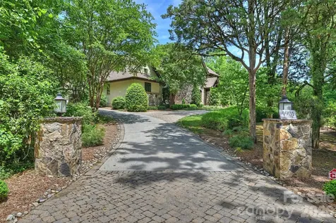 4901 Carmel Park Drive Charlotte NC 28226