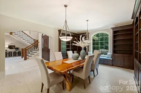 4901 Carmel Park Drive Charlotte NC 28226