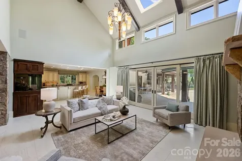 4901 Carmel Park Drive Charlotte NC 28226