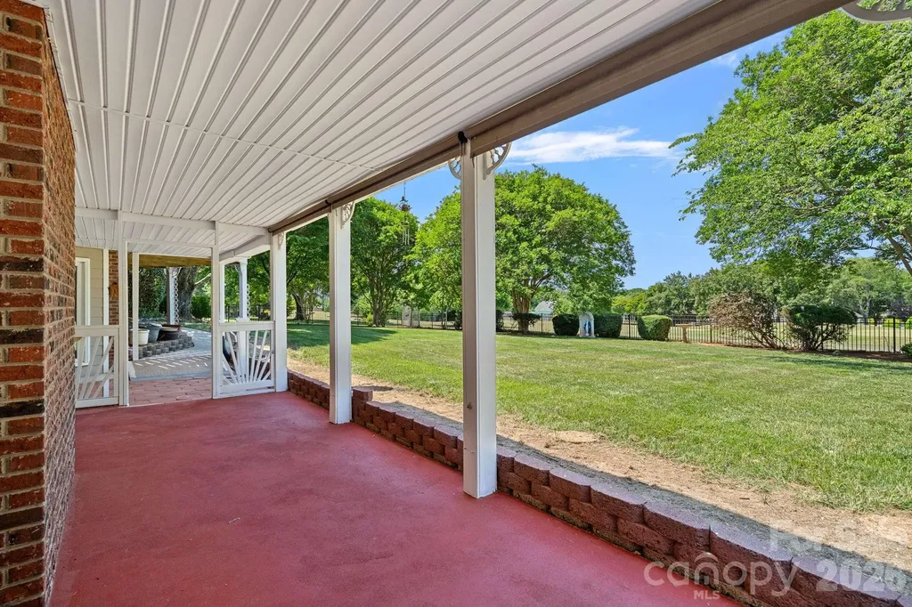 240 Canvasback Road Mooresville NC 28117
