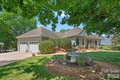 240 Canvasback Road Mooresville NC 28117