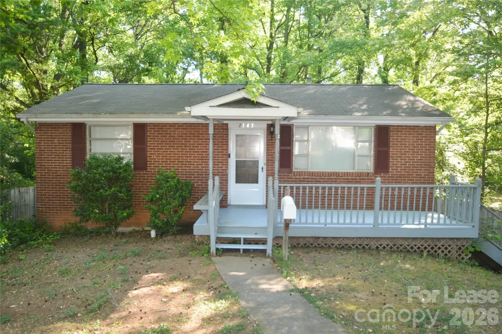 2143 Finchley Drive Charlotte NC 28215