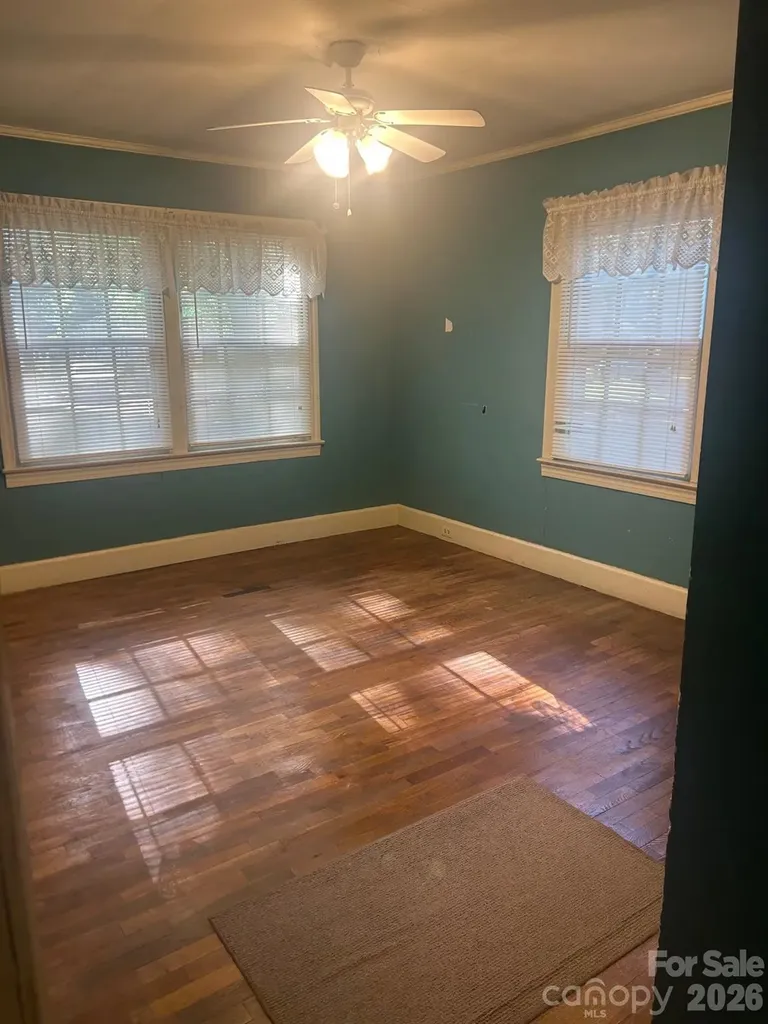 831 Jackson Street Gastonia NC 28052