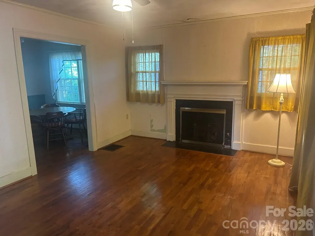 831 Jackson Street Gastonia NC 28052