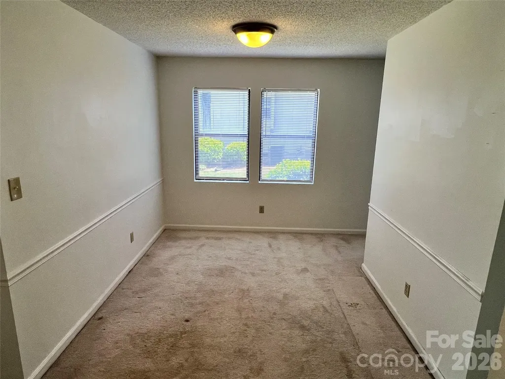 2401 Abbey Circle Asheville NC 28805