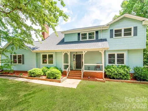 1741 Lexington Place NW Concord NC 28027
