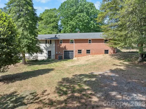 26 Eastside Drive Lexington NC 27292