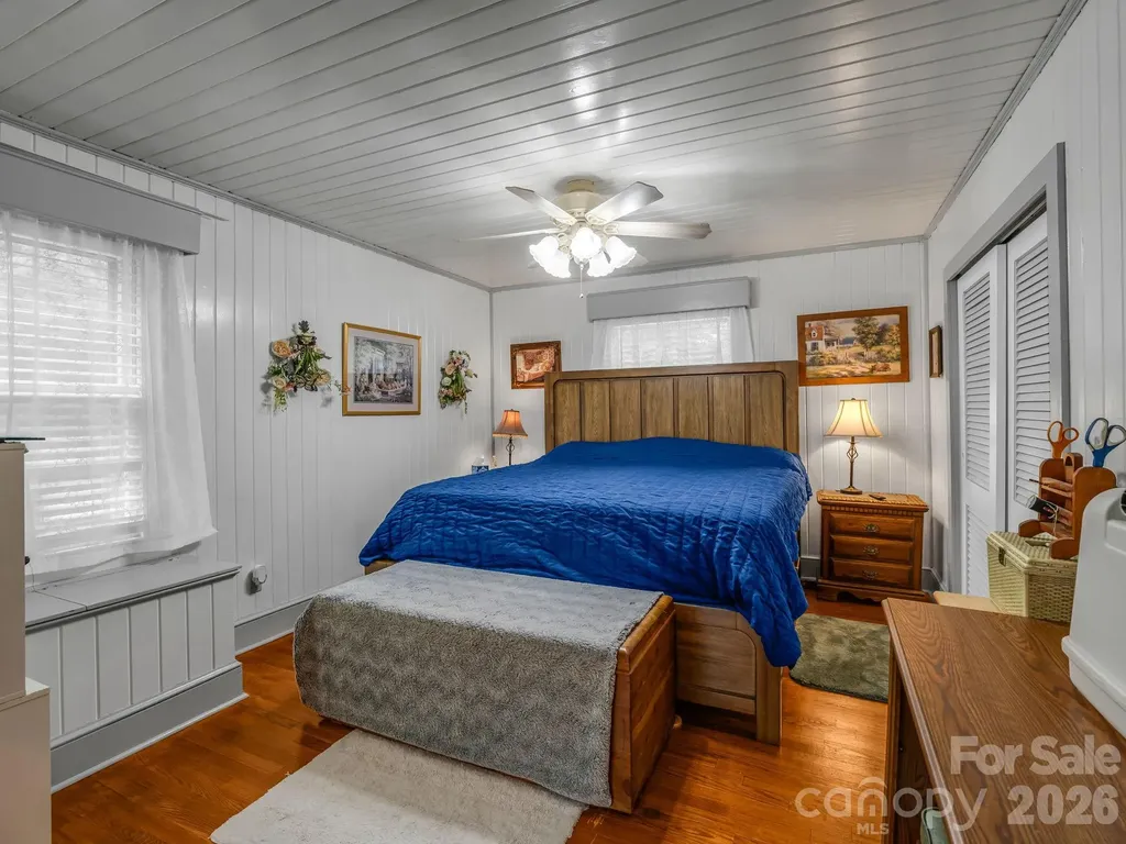 408 Hollis Road Ellenboro NC 28040
