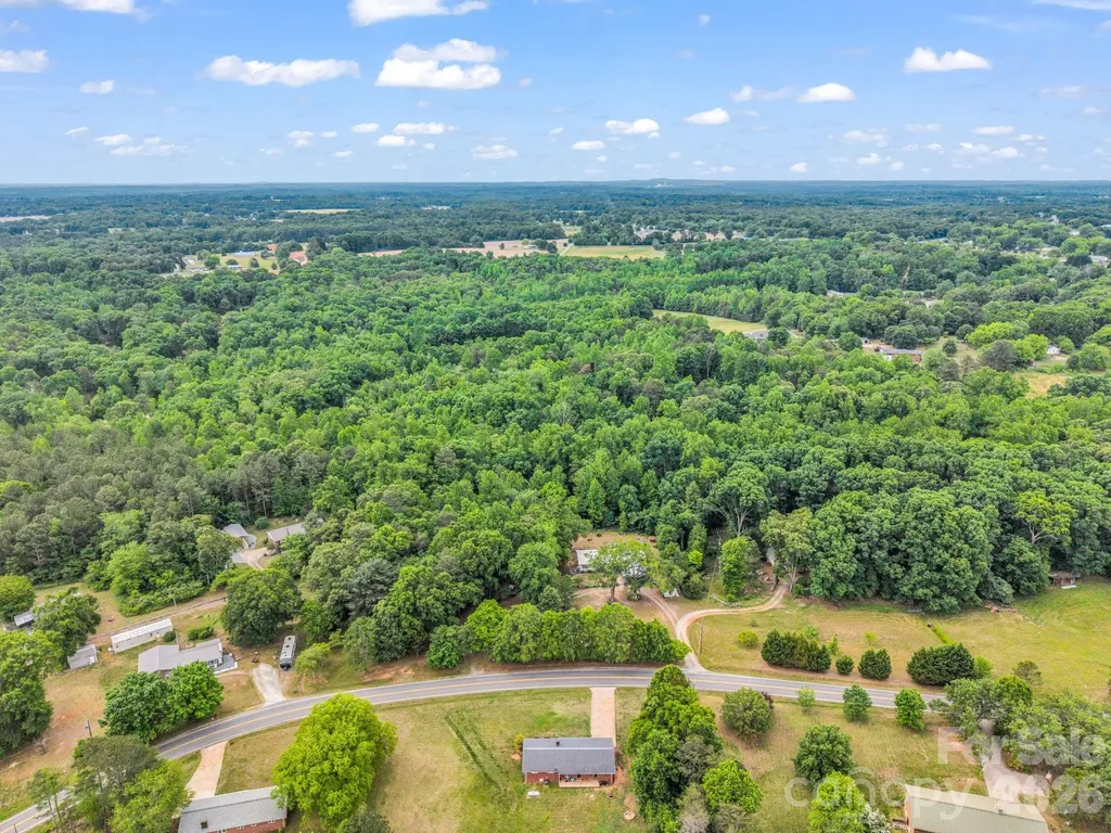 408 Hollis Road Ellenboro NC 28040