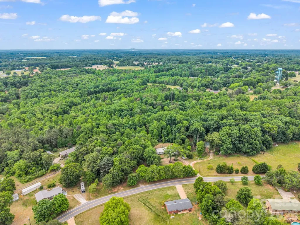 408 Hollis Road Ellenboro NC 28040