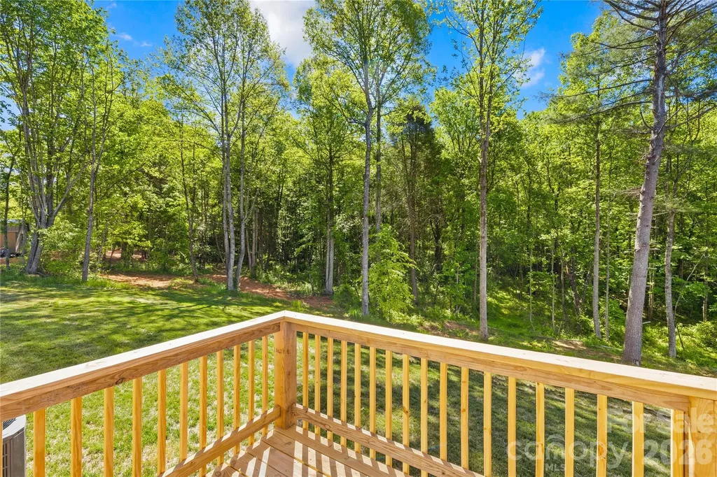 251 Center Lane Thurmond NC 28683