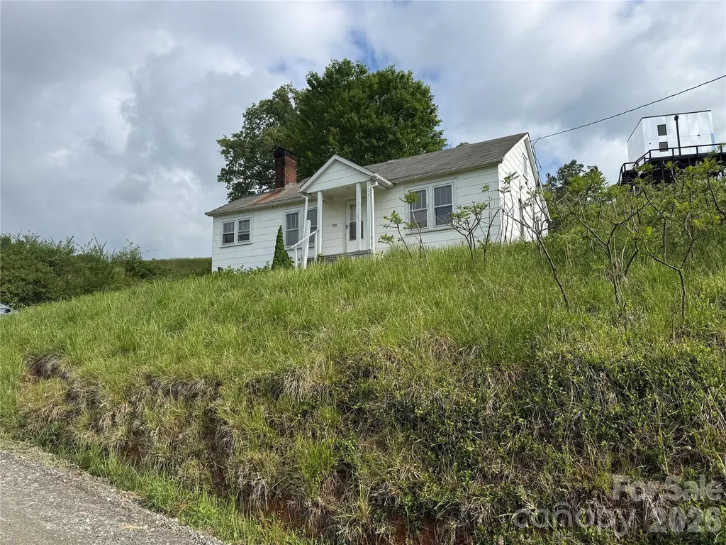 176 Laurel Branch Cemetery Road Weaverville NC 28753