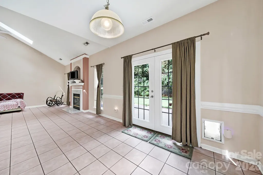 10918 Chamberlain Hall Court Charlotte NC 28277