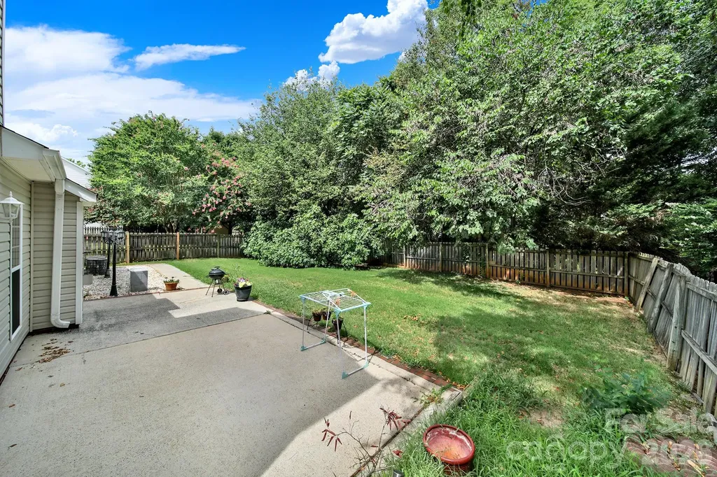 10918 Chamberlain Hall Court Charlotte NC 28277