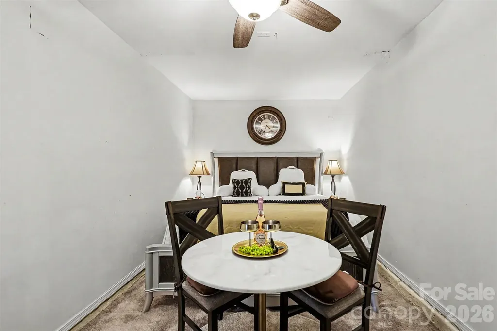 306 Cayman Way Charlotte NC 28217