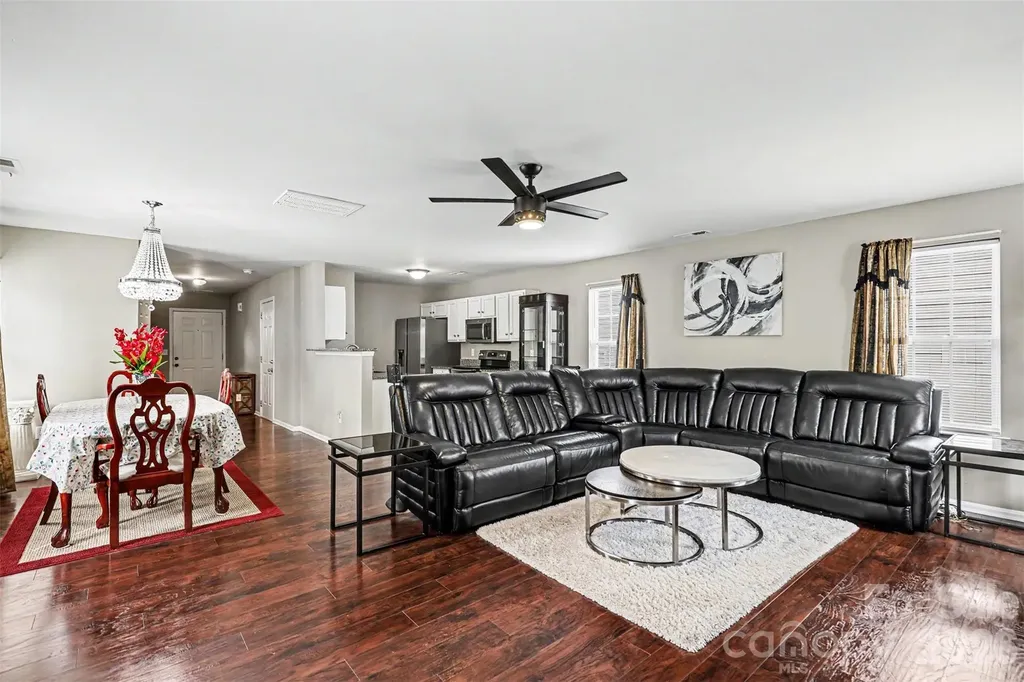 306 Cayman Way Charlotte NC 28217