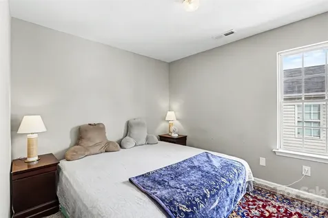 306 Cayman Way Charlotte NC 28217