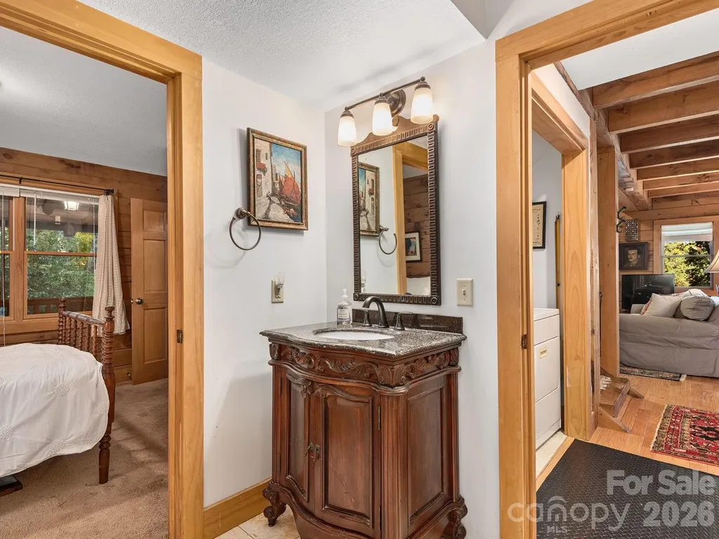 102 Carriage Drive Fairview NC 28730