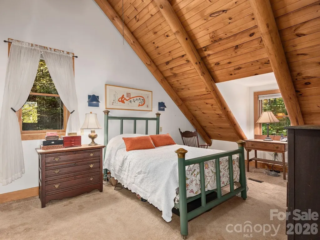 102 Carriage Drive Fairview NC 28730