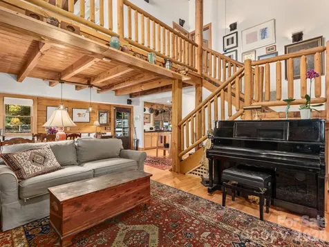 102 Carriage Drive Fairview NC 28730
