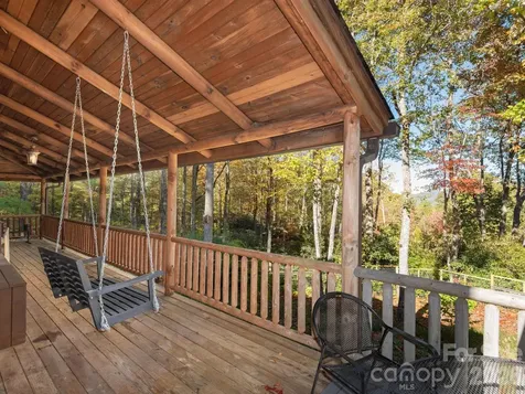 102 Carriage Drive Fairview NC 28730