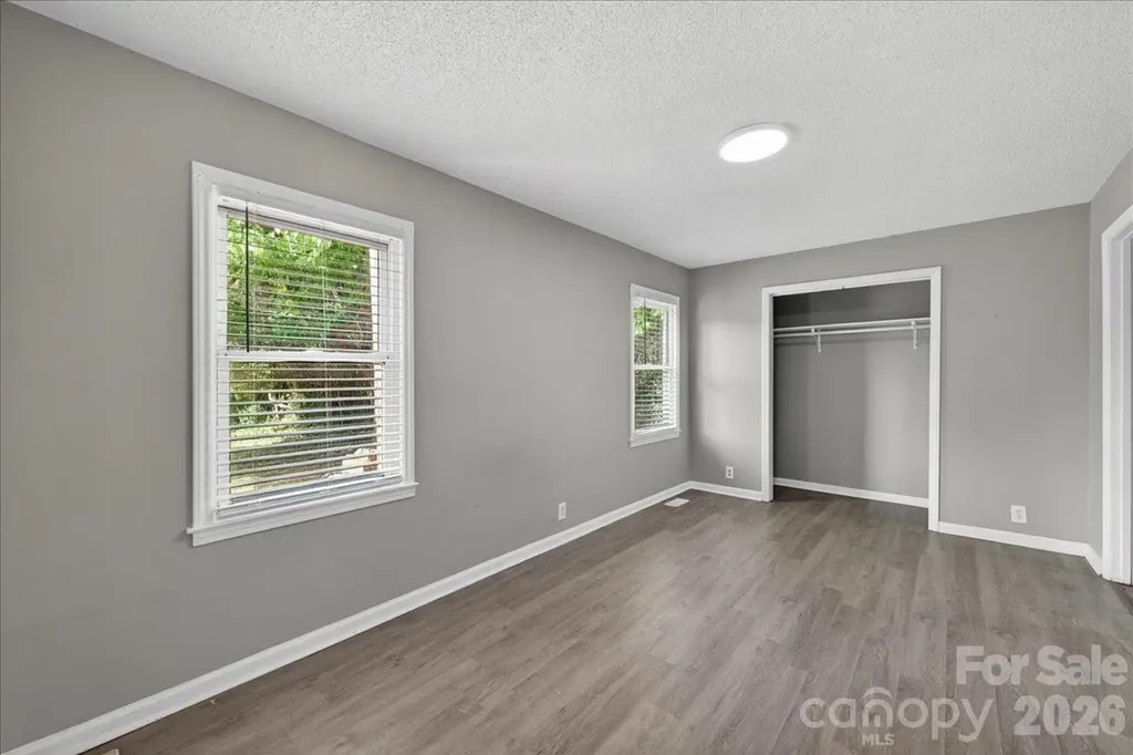 936 Holland Avenue Charlotte NC 28206