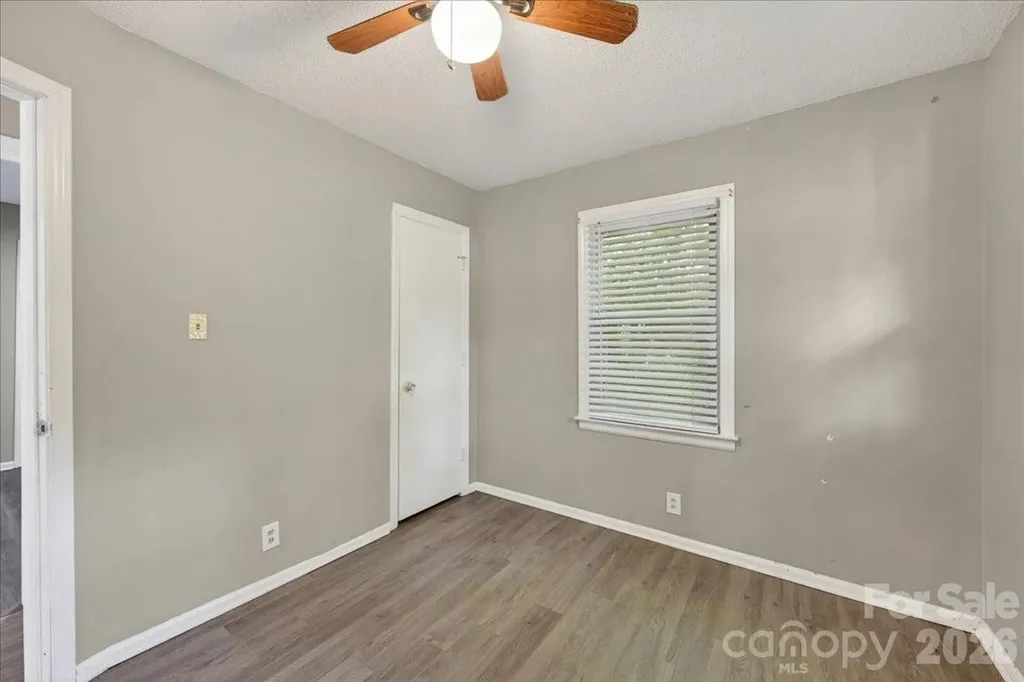 936 Holland Avenue Charlotte NC 28206