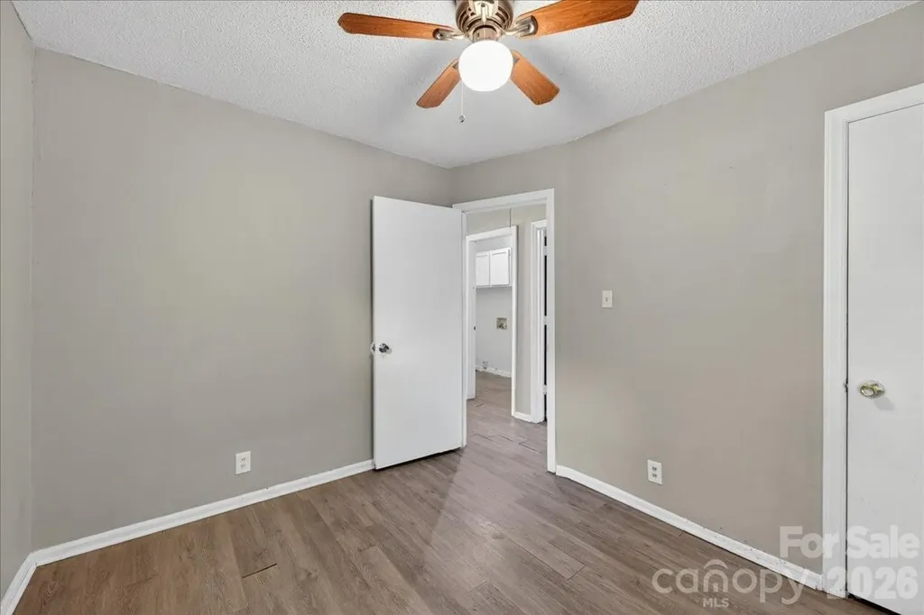 936 Holland Avenue Charlotte NC 28206