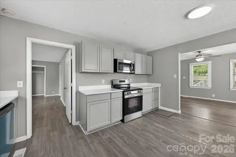 936 Holland Avenue Charlotte NC 28206
