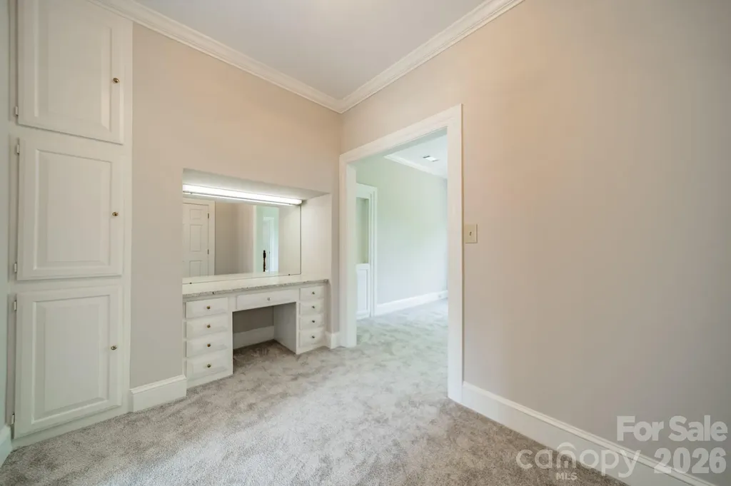 4030 Oak Hollow Lane Harrisburg NC 28075