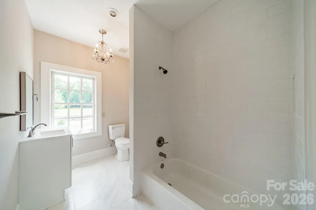 4030 Oak Hollow Lane Harrisburg NC 28075