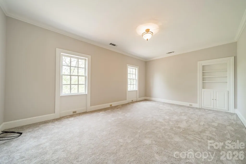 4030 Oak Hollow Lane Harrisburg NC 28075