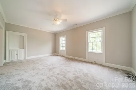 4030 Oak Hollow Lane Harrisburg NC 28075