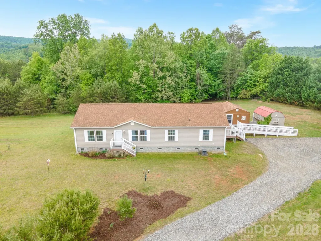 2517 Horseshoe Road Westfield NC 27053
