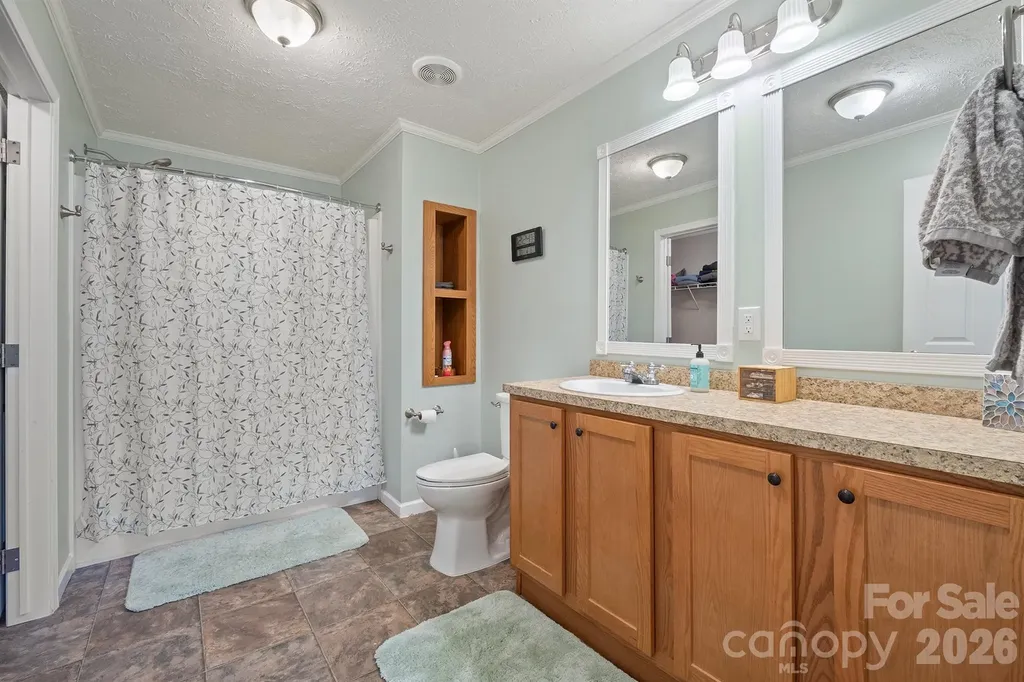2517 Horseshoe Road Westfield NC 27053