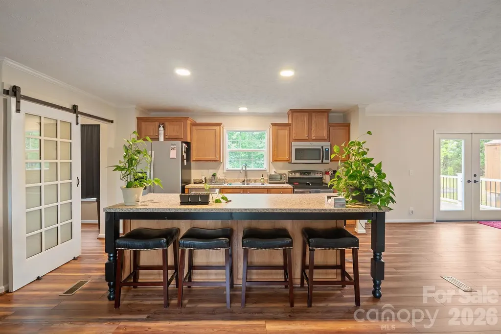 2517 Horseshoe Road Westfield NC 27053