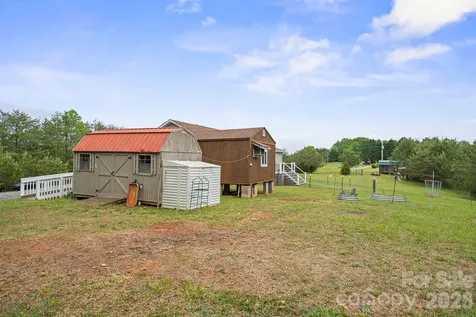 2517 Horseshoe Road Westfield NC 27053