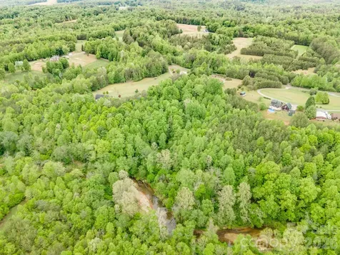 2517 Horseshoe Road Westfield NC 27053