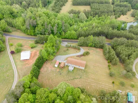 2517 Horseshoe Road Westfield NC 27053