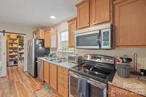 2517 Horseshoe Road Westfield NC 27053