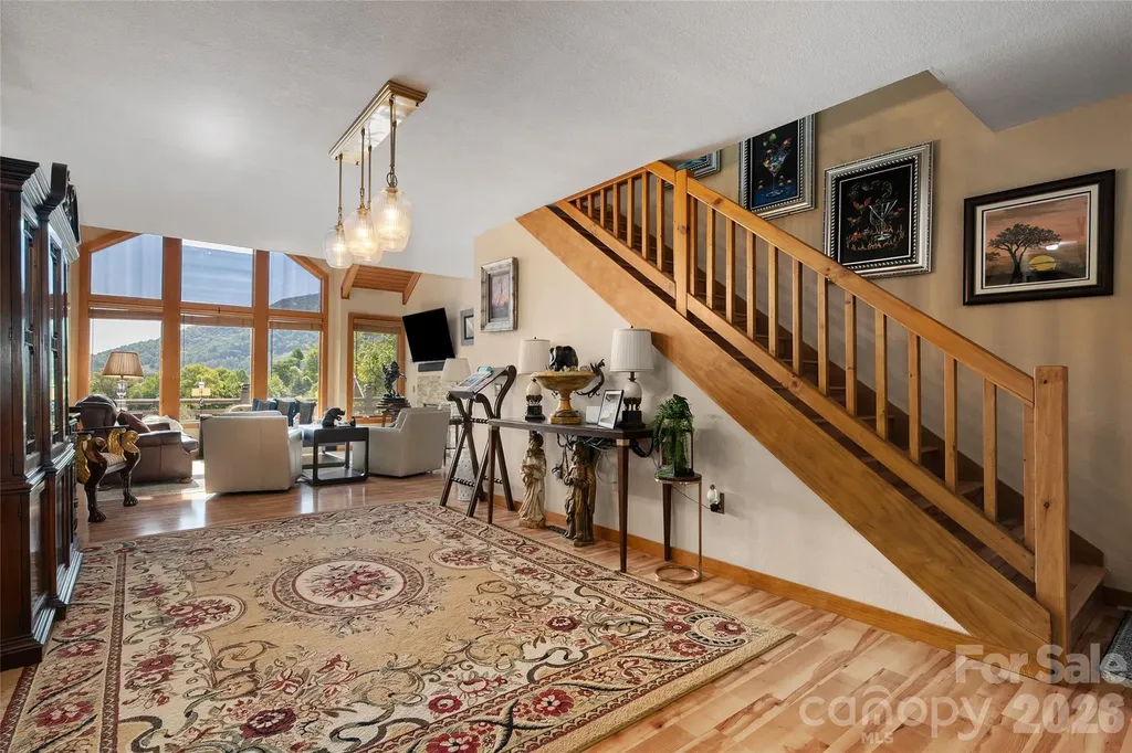 266 Hawks Crest Drive Waynesville NC 28786