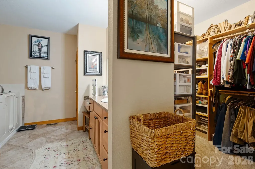 266 Hawks Crest Drive Waynesville NC 28786