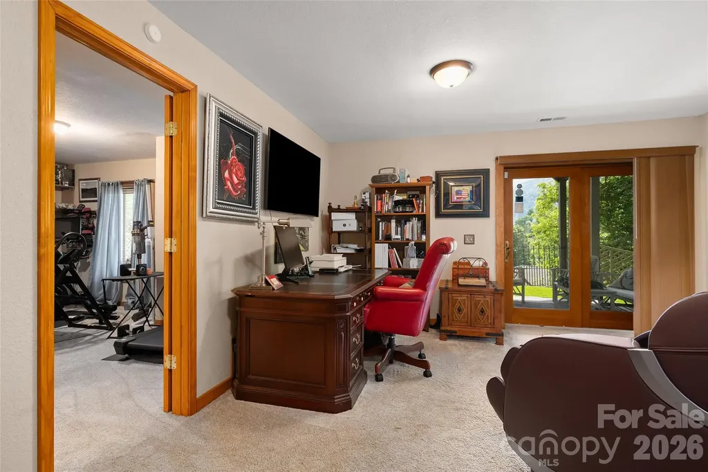 266 Hawks Crest Drive Waynesville NC 28786