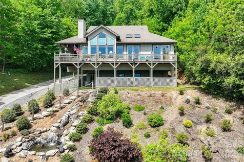 266 Hawks Crest Drive Waynesville NC 28786