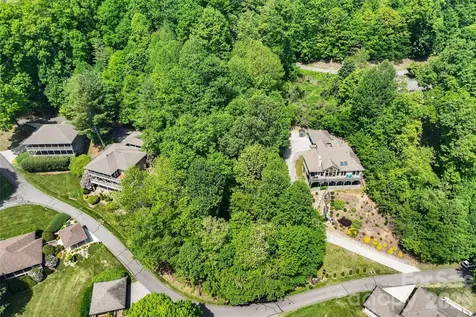 266 Hawks Crest Drive Waynesville NC 28786