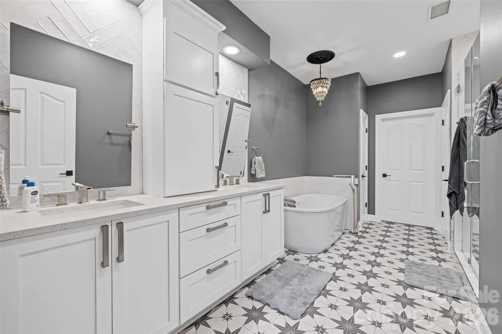 10614 Morablin Drive Charlotte NC 28277