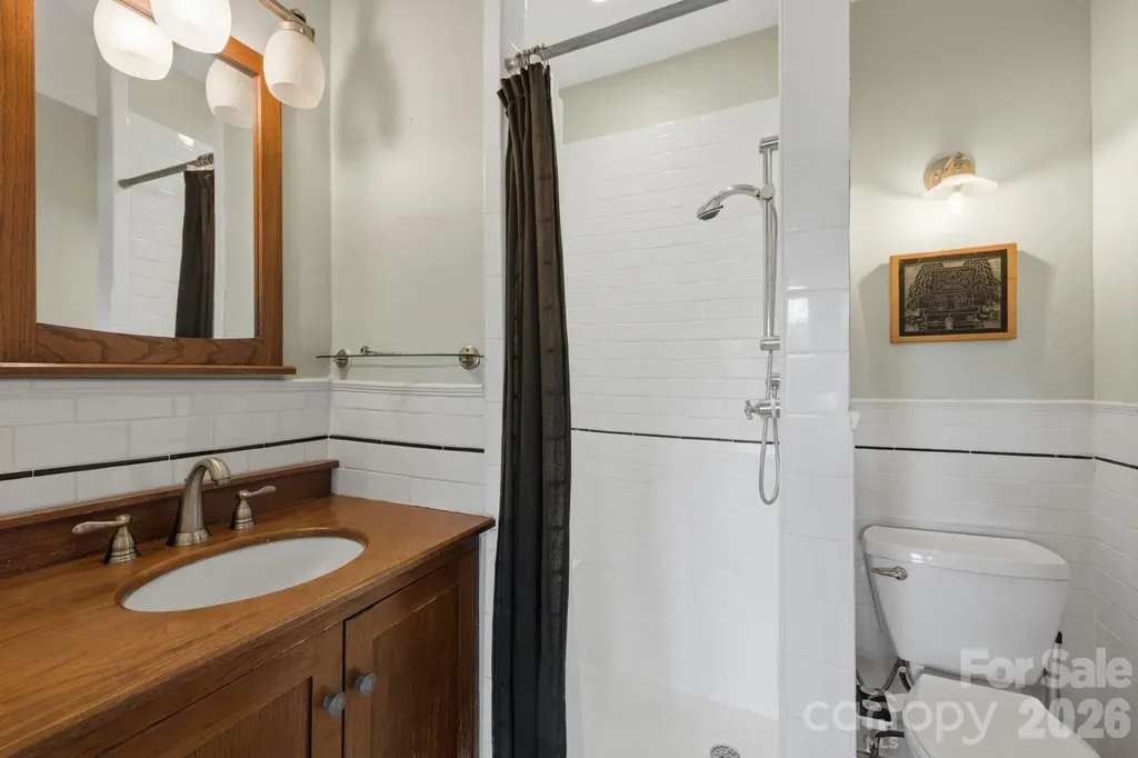 107 Courtland Avenue Asheville NC 28801