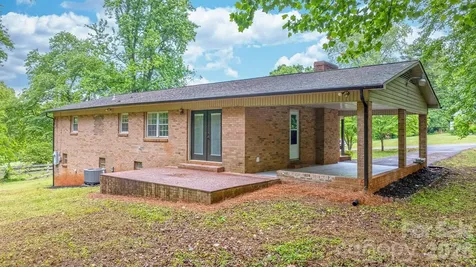 1871 Crestview Drive Newton NC 28658