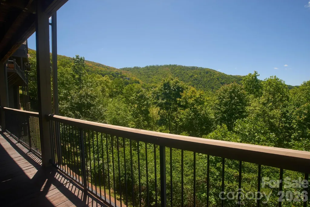 427 Spring Rock Road Burnsville NC 28714